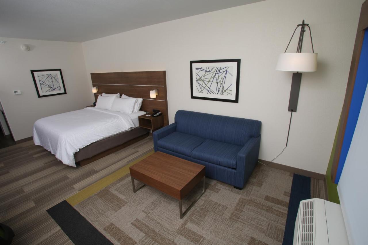 Holiday Inn Express - Mccook By Ihg Exterior photo