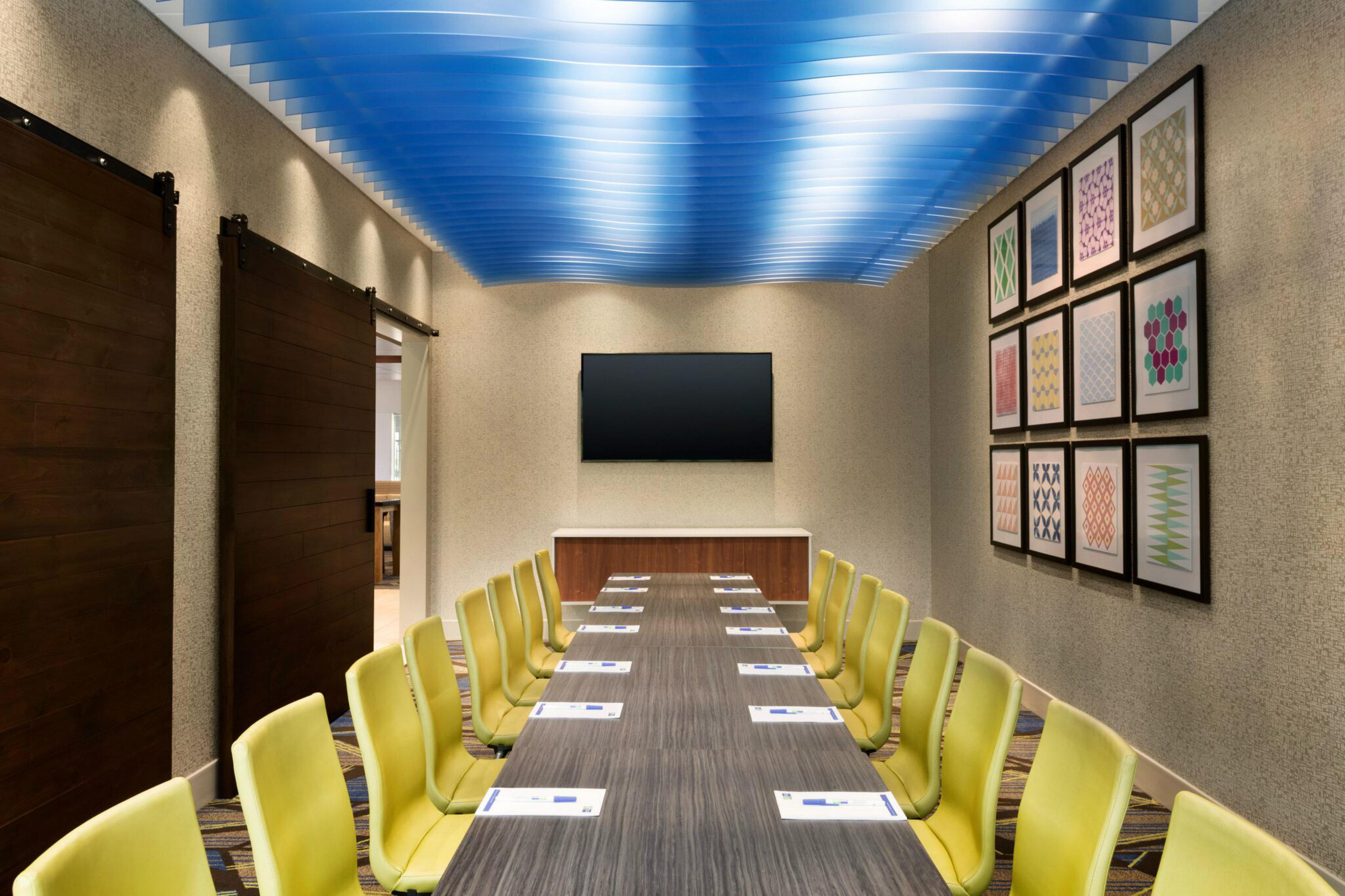 Holiday Inn Express - Mccook By Ihg Exterior photo