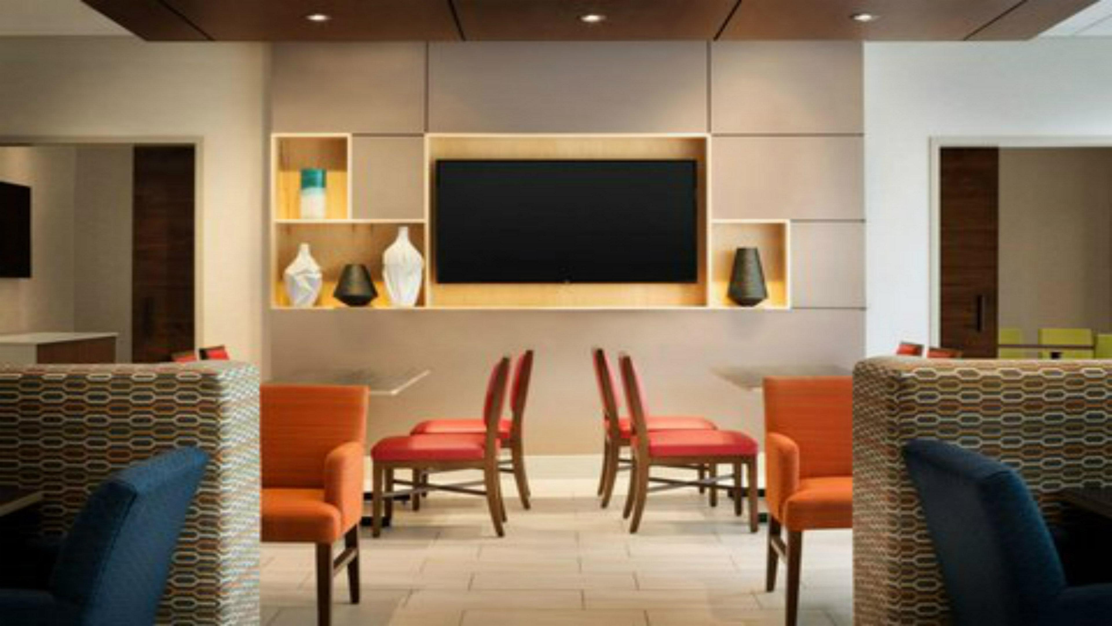 Holiday Inn Express - Mccook By Ihg Exterior photo